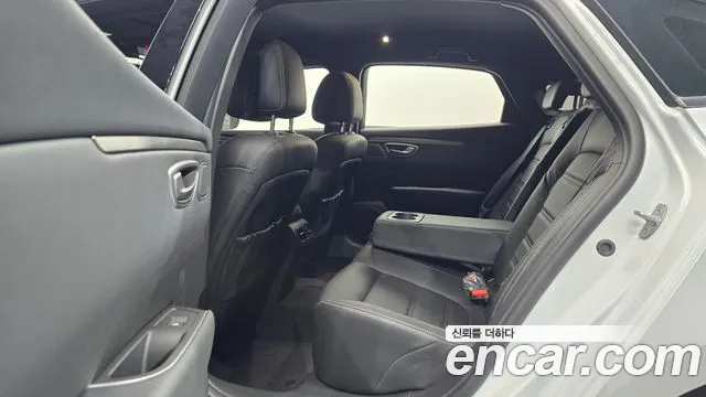 Renault Korea SM6 New — Фото автомобиля 18