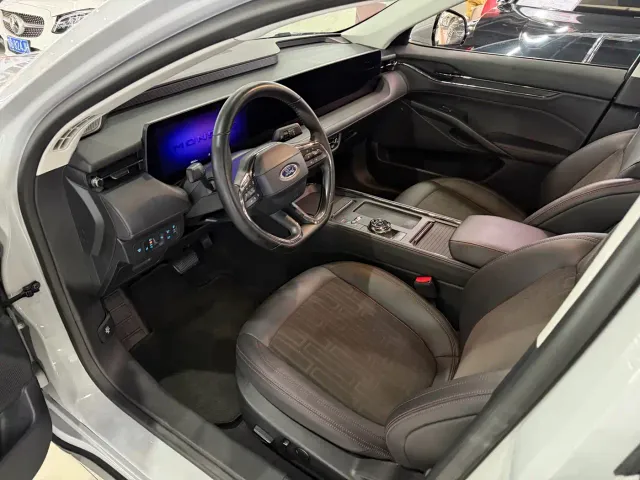 Ford Mondeo — Фото автомобиля 4