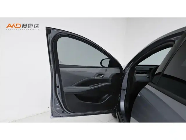 BYD Qin PLUS — Фото автомобиля 10