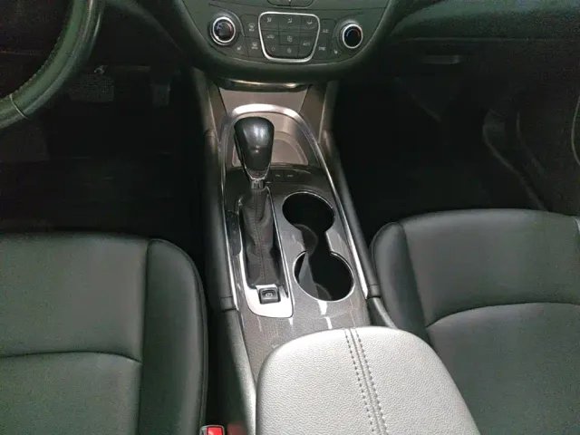 Chevrolet Malibu XL — Фото автомобиля 13