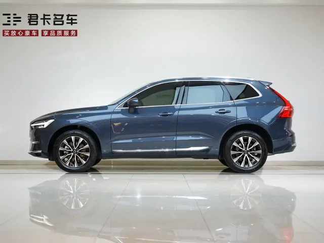 Volvo XC60 — Фото автомобиля 4