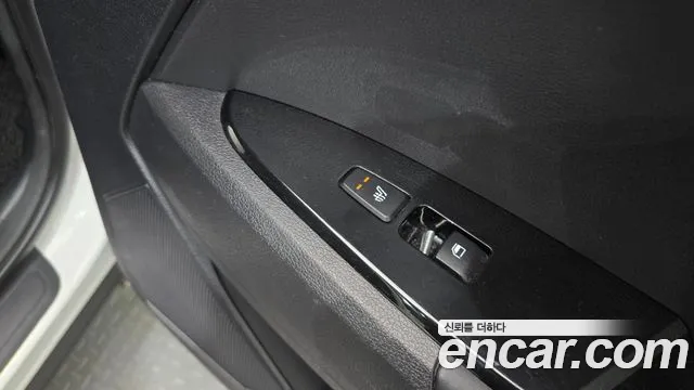 Kia Sportage Sportage 5-е поколение Дизель 2.0 2WD — Фото автомобиля 19