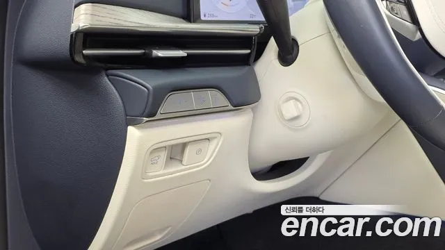 Genesis GV80 — Фото автомобиля 29