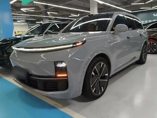 Фотография автомобиля — Li Auto L9