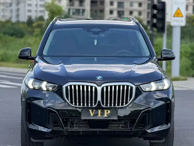 BMW X5 — Фото автомобиля 2
