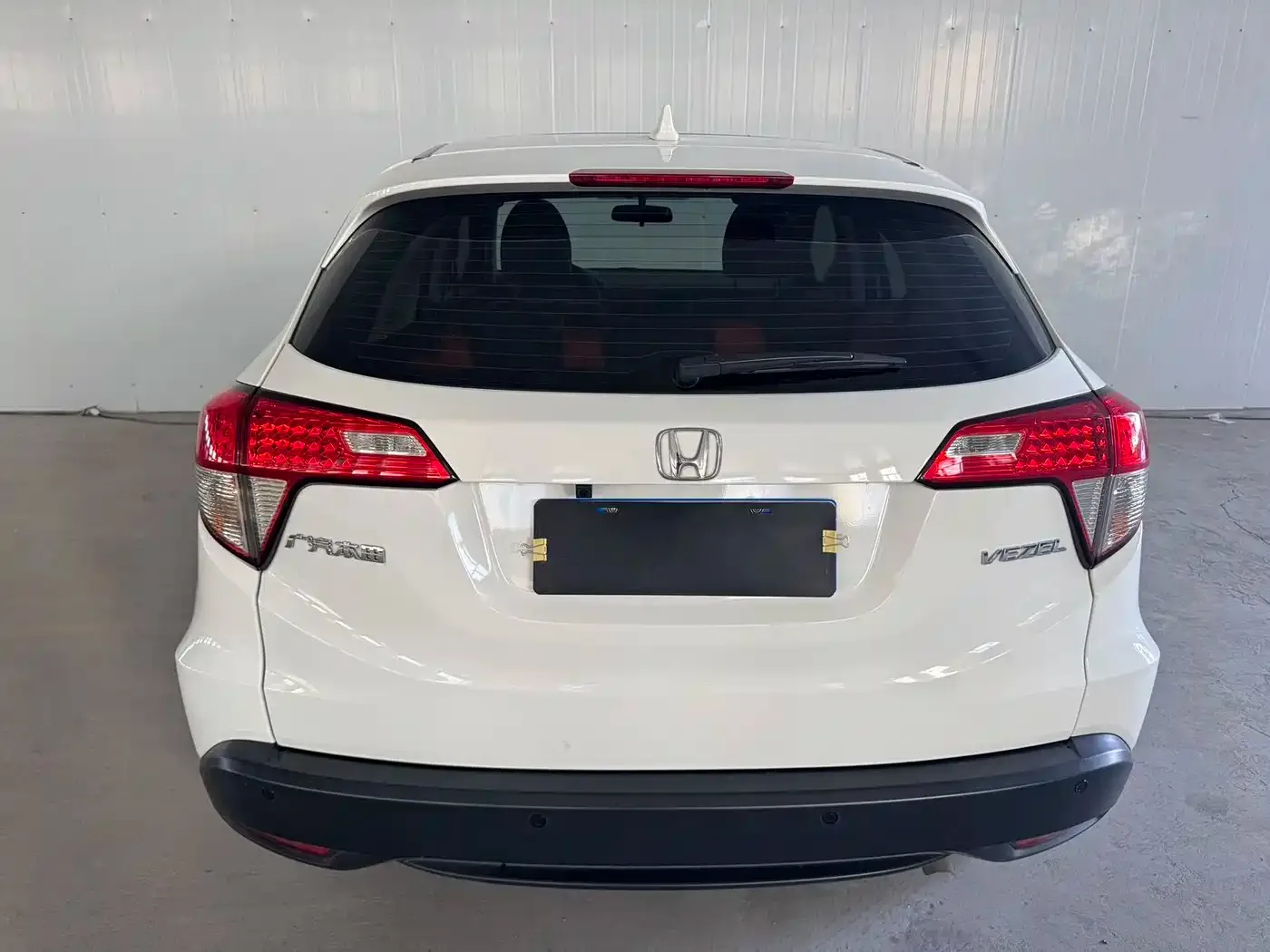 Honda Vezel 2022 1.5L CVT Phantom Night Pioneer Edition — Фото автомобиля 6