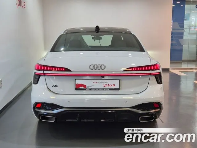 Audi A6 — Фото автомобиля 4