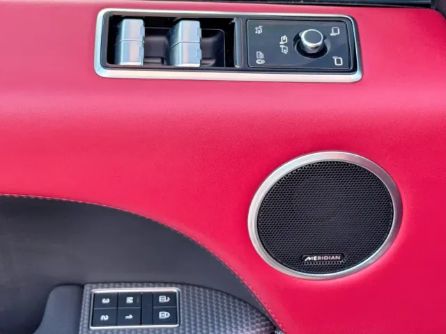 Land Rover Range Rover Sport — Фото автомобиля 15