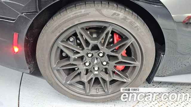 Ford Mustang Mustang 7 поколение 5.0 GT Premium Купе — Фото автомобиля 5