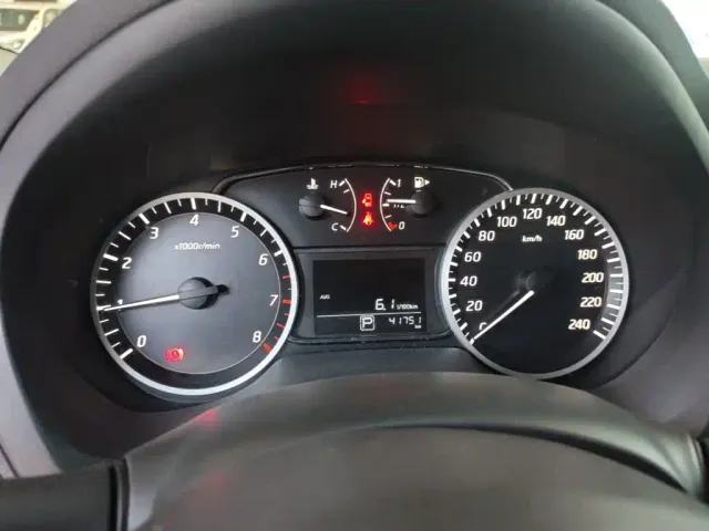 Nissan Sylphy — Фото автомобиля 11