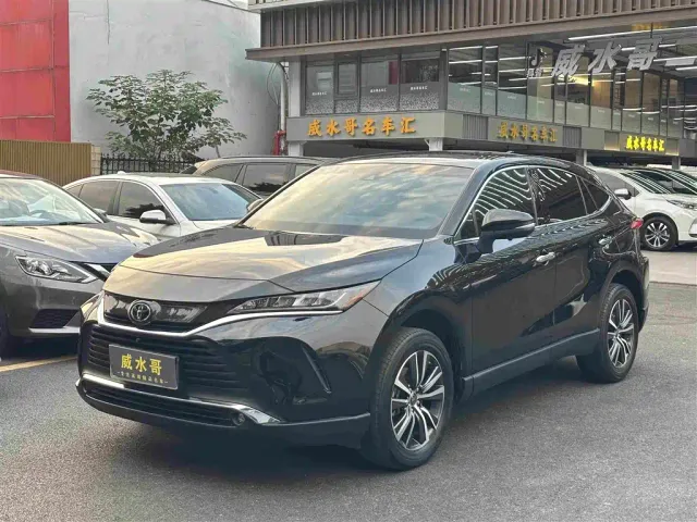 Фотография автомобиля — Toyota Harrier