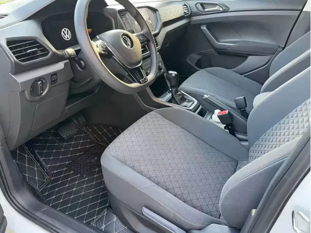 Volkswagen T-Cross — Фото автомобиля 7