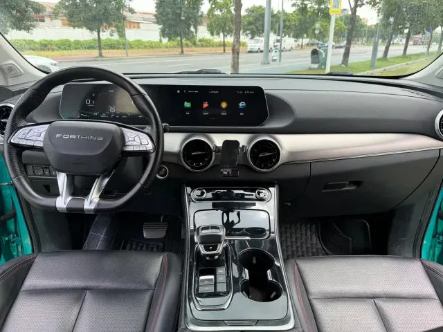 Forthing T5 Evo — Фото автомобиля 10