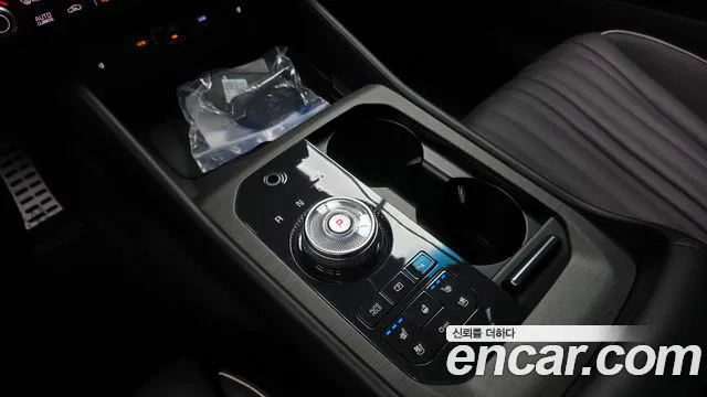 Kia K8 (New) Hybrid — Фото автомобиля 12
