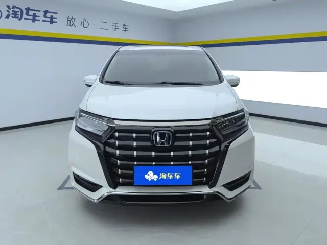Honda Elysion — Фото автомобиля 2