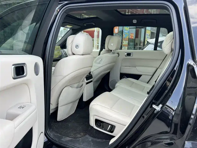 Li Auto L7 — Фото автомобиля 6