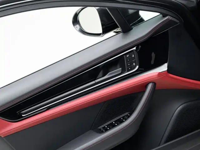 Porsche Panamera — Фото автомобиля 17