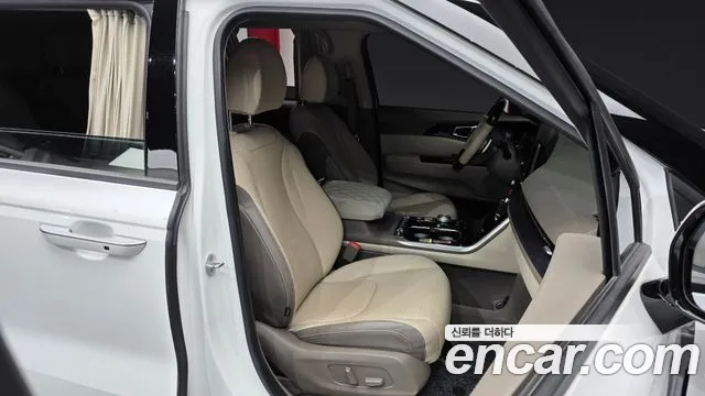 Kia Canival Carnival 4 поколение Бензин 7 мест Hi-Limousine — Фото автомобиля 17