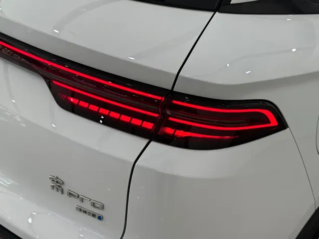BYD Song Pro — Фото автомобиля 6