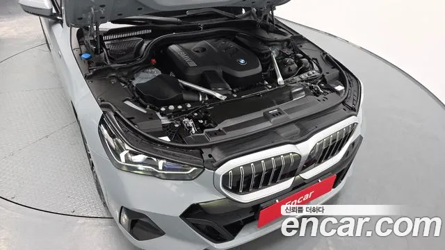 BMW 5-Series — Фото автомобиля 6