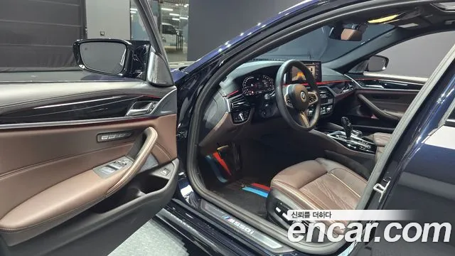 BMW 5-Series 5 серия (G30) — Фото автомобиля 10