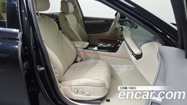 Genesis G80 Бензин 2.5 турбо AWD — Фото автомобиля 11