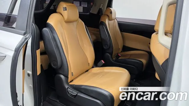 Kia Carnival 4th Gen — Фото автомобиля 17