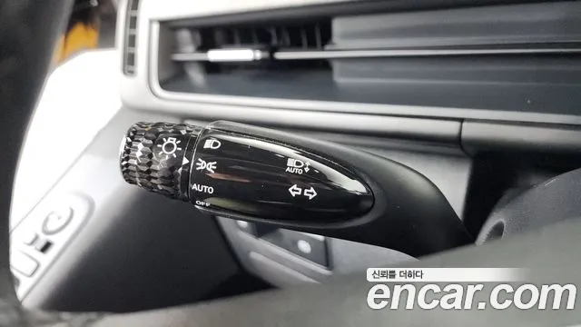 Hyundai Staria Staria 4WD Школьный автобус — Фото автомобиля 17