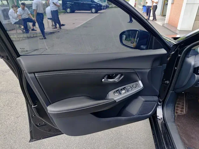 Nissan Sylphy — Фото автомобиля 6