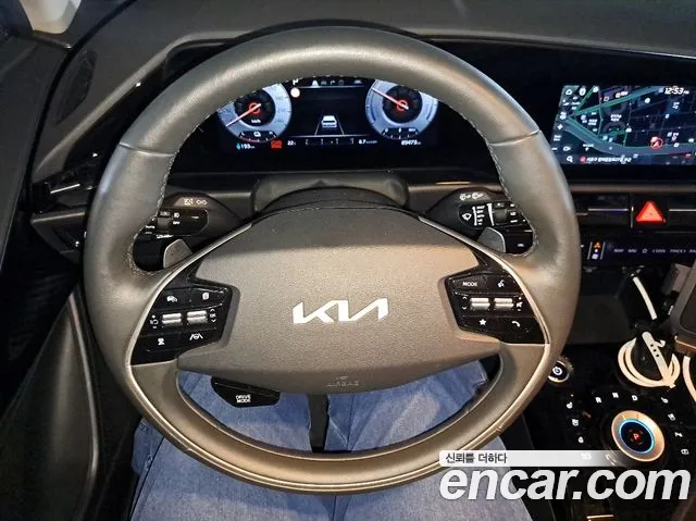 Kia Niro — Фото автомобиля 8