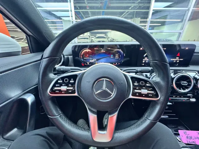 Mercedes-Benz A-Class — Фото автомобиля 16
