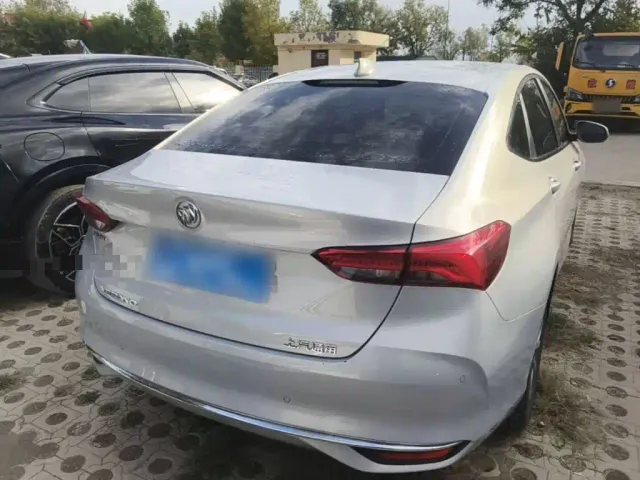 Buick Verano — Фото автомобиля 5