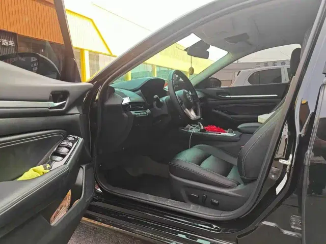 Nissan Teana — Фото автомобиля 7