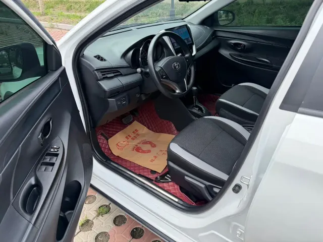 Toyota YARiS L Zhi Xuan 2022 1.5L CVT Leading PLUS Edition — Фото автомобиля 10