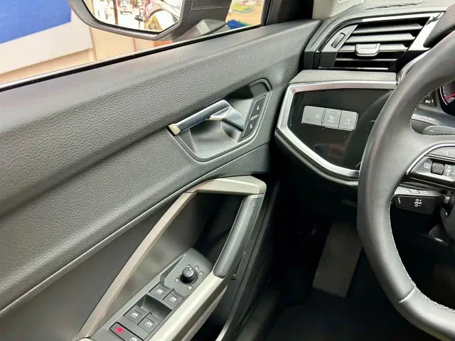 Audi Q3 — Фото автомобиля 19