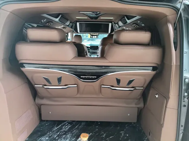 Mercedes-Benz V-Class — Фото автомобиля 9