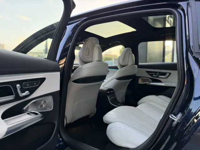 Mercedes-Benz E-Class — Фото автомобиля 7