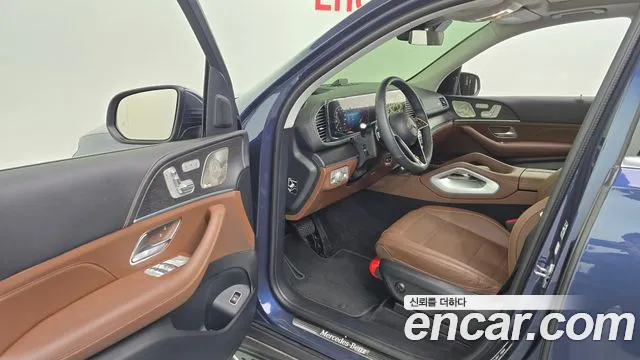 Mercedes-Benz GLE-Class — Фото автомобиля 10