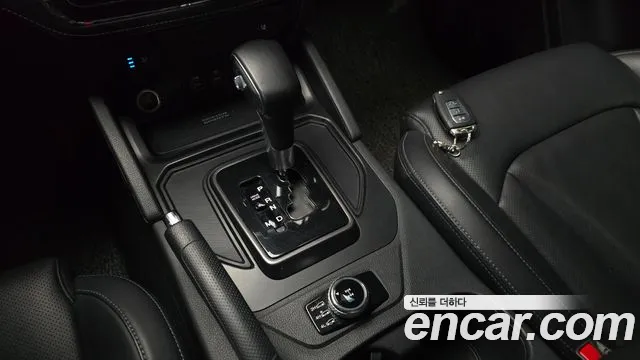 KG_Mobility_Ssangyong Rexton Новый Rexton Sport Khan Дизель 2.2 4WD — Фото автомобиля 9