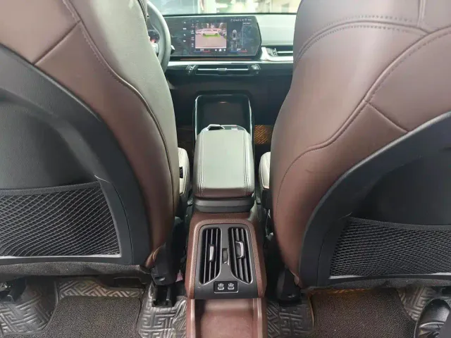 BMW X1 — Фото автомобиля 18