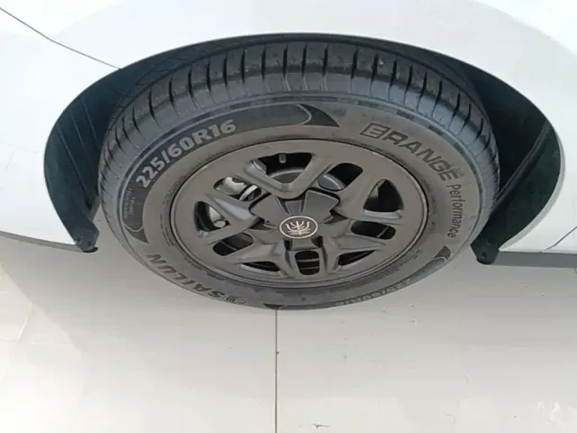 BYD Qin PLUS — Фото автомобиля 22