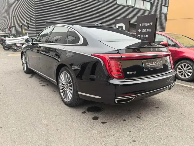 Hongqi H9 — Фото автомобиля 9