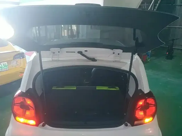 Roewe Kaiwei CLEVER 2021 302km New Four-Seat Super Edition — Фото автомобиля 18