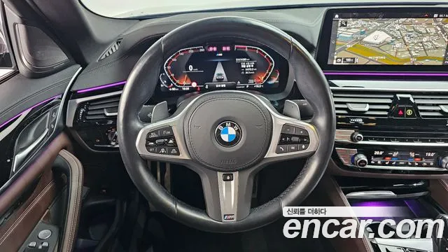 BMW 5 Series G30 — Фото автомобиля 19