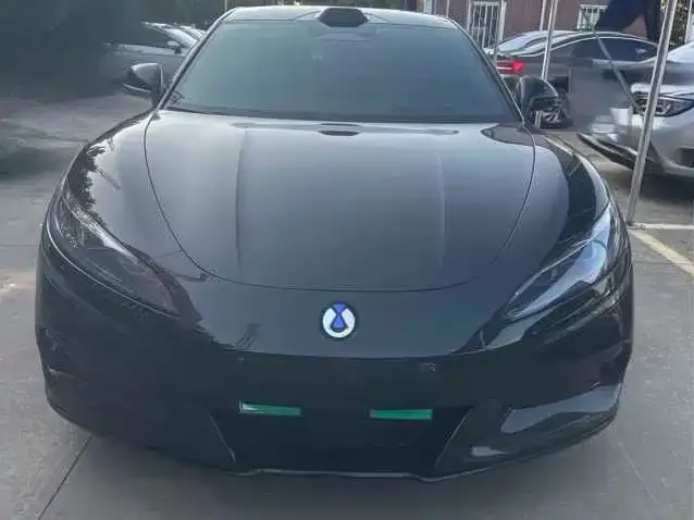 Фотография автомобиля — Denza Z9GT