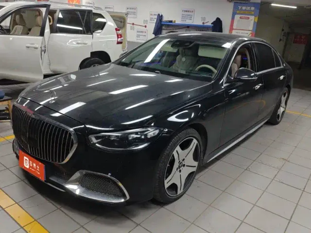Фотография автомобиля — Mercedes-Benz S-Class