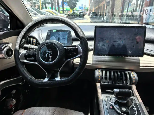 BYD Yuan PLUS — Фото автомобиля 5