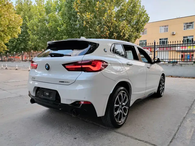 BMW X2 — Фото автомобиля 4