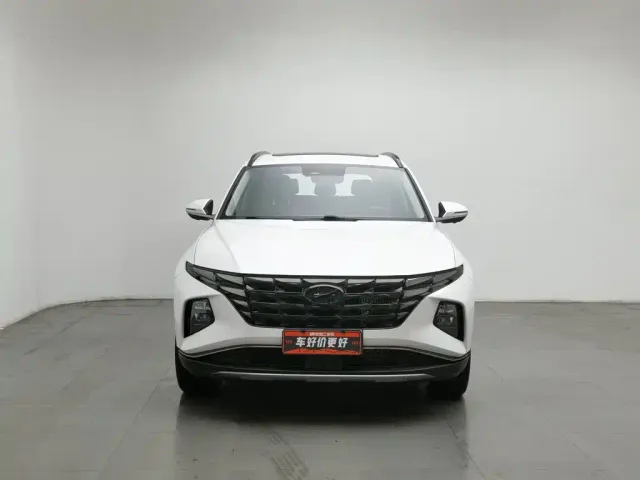 Hyundai Tucson — Фото автомобиля 3