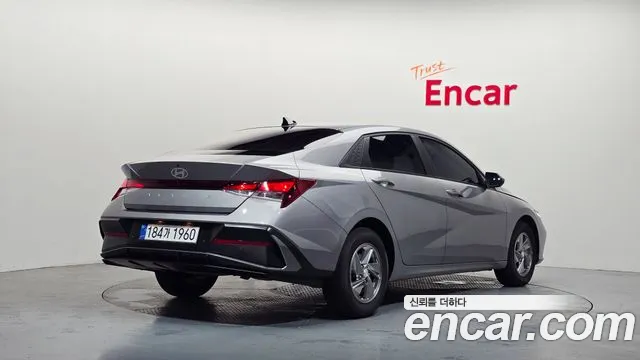 Hyundai AVANTE Новый Avante (CN7) — Фото автомобиля 2